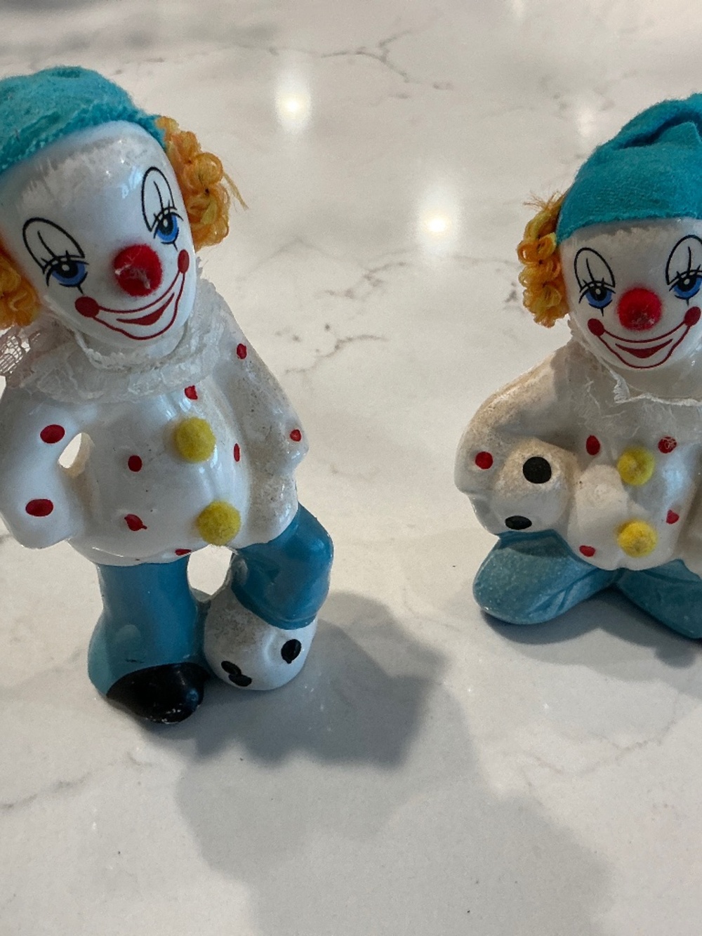 Vintage Cermaic Clowns figuraines set of 2 , happy